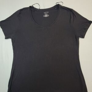 Apt 9 Women size XL Black Tee Shirt  Modern Essentials Pullover v-neck